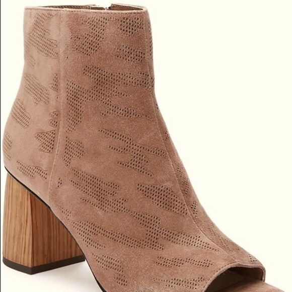 Sanctuary Rock Tonal Camo Suede Toe Block Booties - Picture 1 of 7
